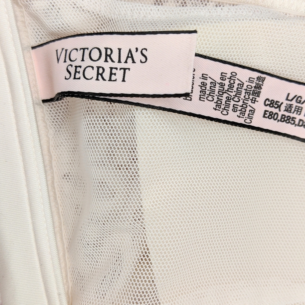 Lace Racer back Bralette - Picture 2 of 4